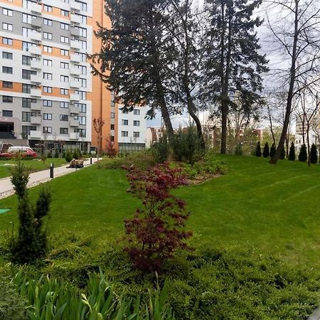 Georgi'S 1 Bedroom Quiet Apartment With Garage София Екстериор снимка